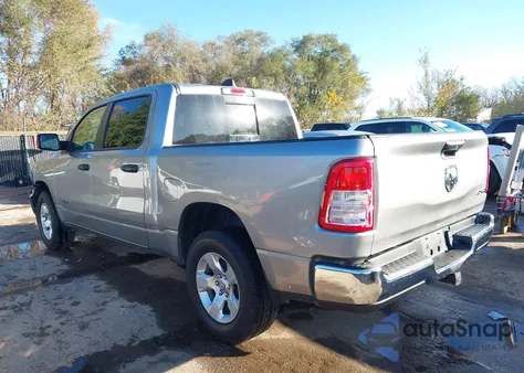 2021 Ram 1500 Tradesman 4X4 5'7 Box z USA, uszkodzony, nr VIN 1C6SRFGT9MN834639